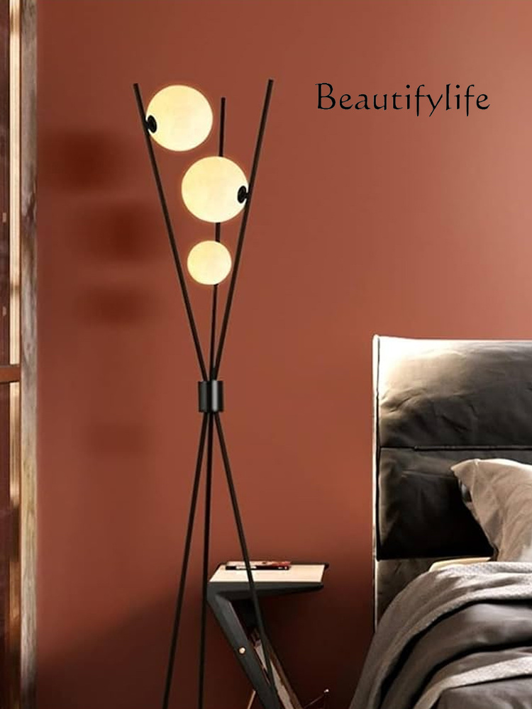 Lampe sur pied en forme de lun - Floor Lamp Tripod avis et prix