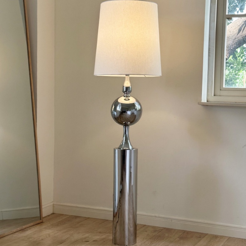 Lampe sur pied LED de luxe Bau - Floor Lamp Tripod avis et prix