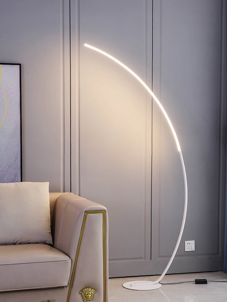 Nordique LED coin lumière lamp - Floor Lamp Tripod avis et prix
