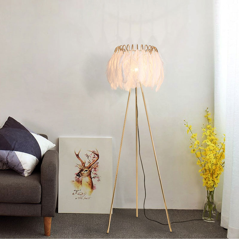Lampe autoportante dorée avec  - Floor Lamp Tripod avis et prix